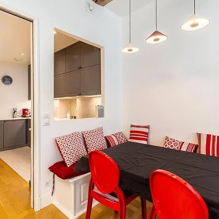 Guestready - Spacious 3 Min From Louvre ! パリ