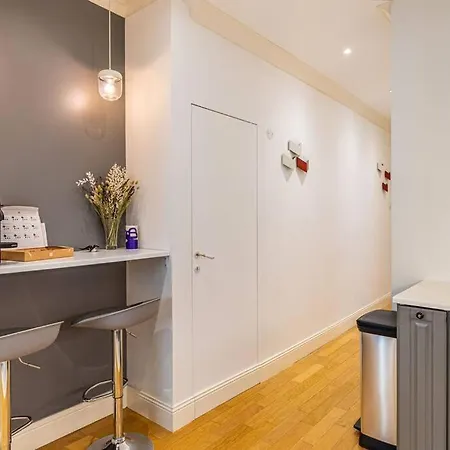 アパート Guestready - Spacious 3 Min From Louvre ! パリ